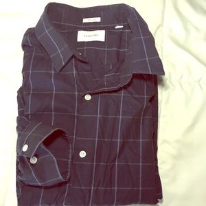 Navy blue dress shirt XL worn only a few times.